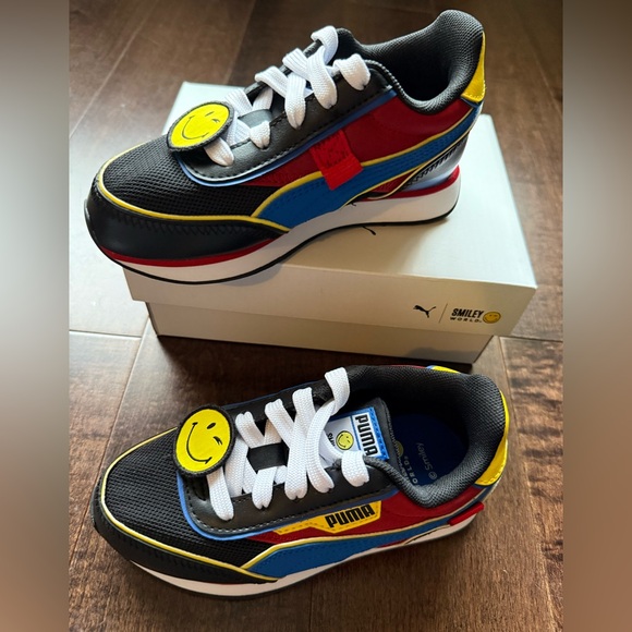 Puma limited 50 edition Smiley world child shoes size 12C Unisex - Picture 5 of 13